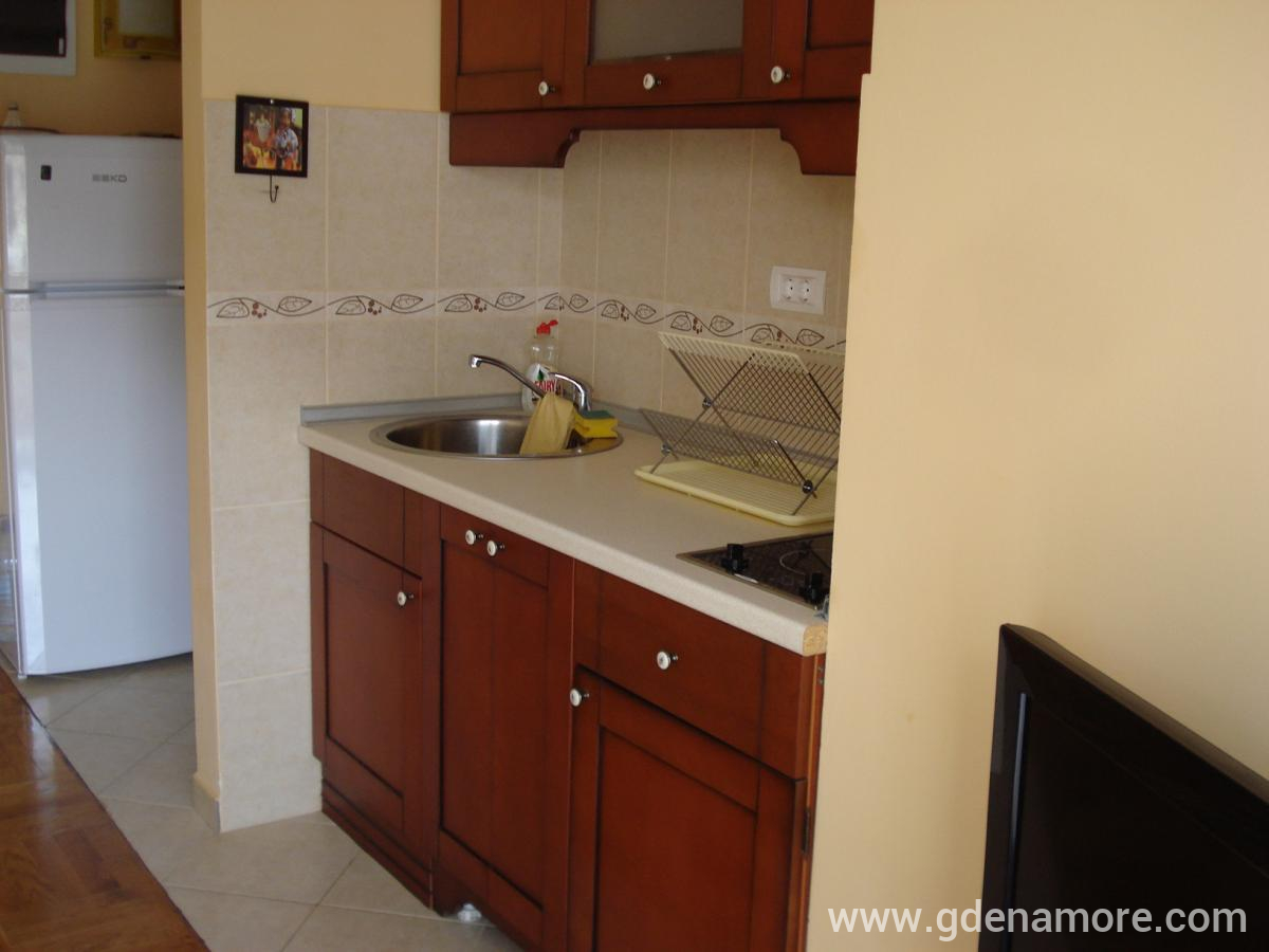 Bijela apartmani, privatni smeštaj u mestu Bijela, Crna Gora